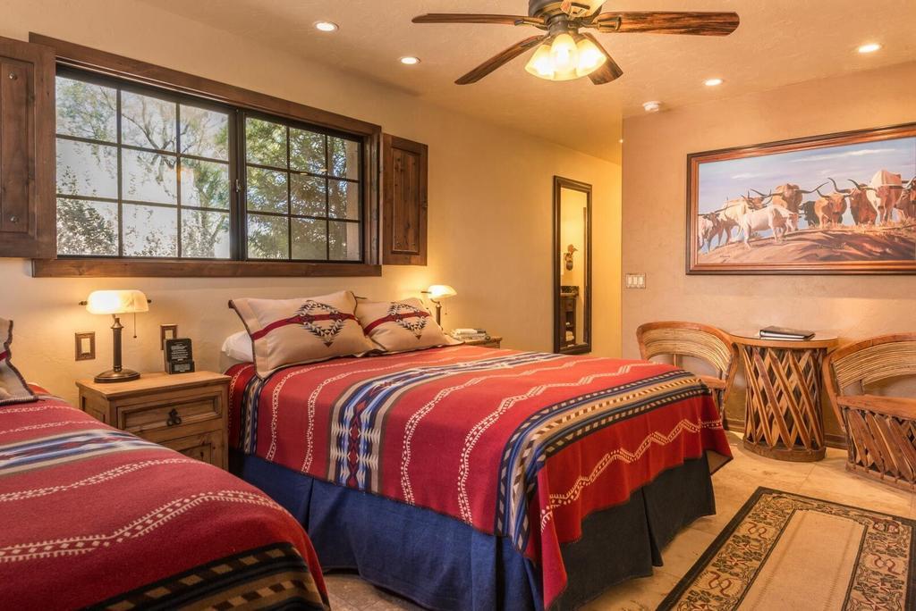 White Stallion Ranch Tucson Exterior photo