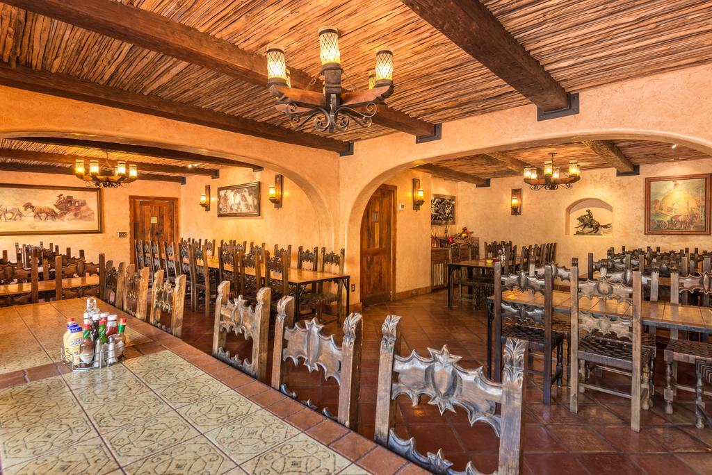 White Stallion Ranch Tucson Exterior photo